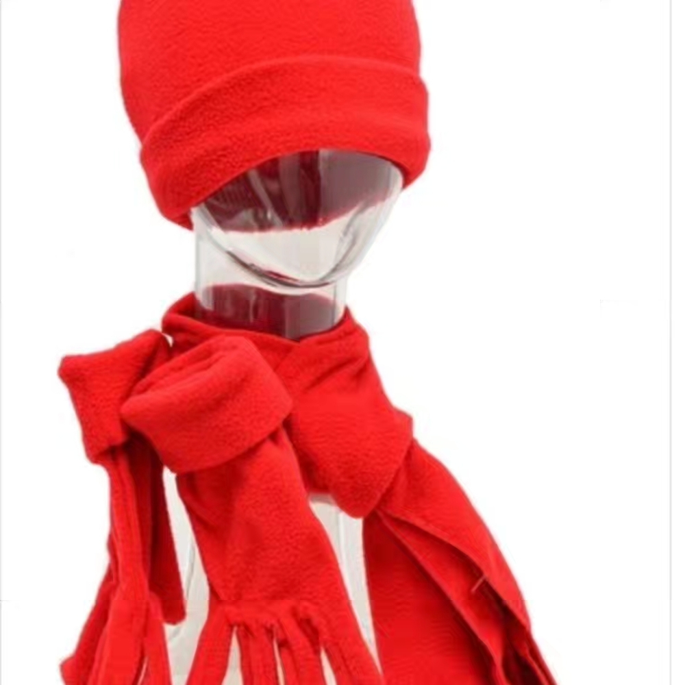 Gloves, hat, and scarf set